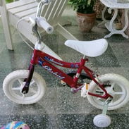 Bicicleta de niña, poco uso, practicante nueva - Img 57724810