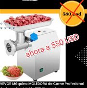 550 USD Maquina de moler carne Comercial ,  molino , picadora y Embutidora de Salchichas . - Img 45654104