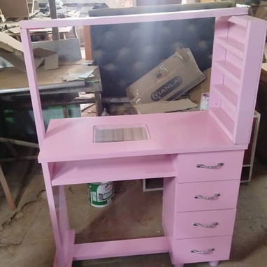 MESITAS DE UÑAS - Img 125272549