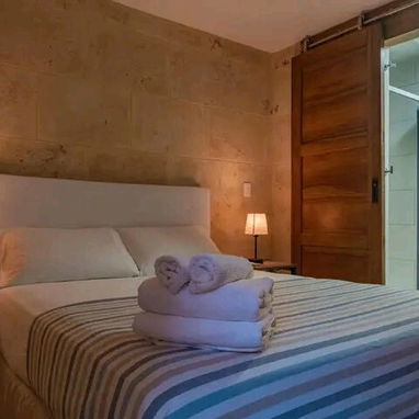 COD.Z 🌟 ¡HOSTAL DE LUJO EN EL VEDADO! ⚡ WIFI + PLANTA ELÉCTRICA ⚡+ 4 HABITACIONES CLIMATIZADAS - Img 120884748