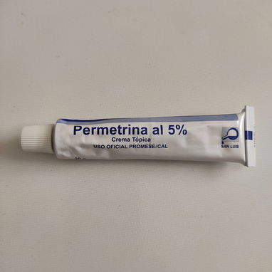 CLOTRIMAZOL -HIDROCORTISONA -ACICLOVIR-PERMETRINA-DICLOFENACO - 4/4