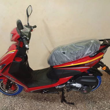 🏍️*MOTO DE COMBUSTION AVA AKON*🏍️ ⚙️ Especificaciones: • Motor 4 tiempos • Automatica • Gasolina • Luces LED - Img 123245864