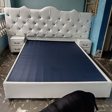 Juegos de dormitorio tapizados - Img 104952755