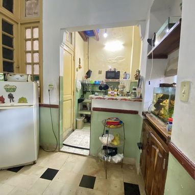 Se vende apartamento de 2 cuartos en propiedad y dos en placa en Centro Habana - Img 121544354