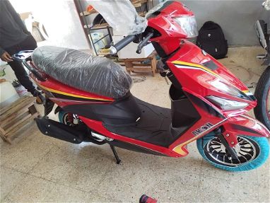 Moto scooter de gasolina - Img 66074939