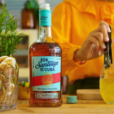 Ballantines, jamenson, ron Santiago, Olmeca….. whiskys, tequilas, ginebras… - Img 120426876