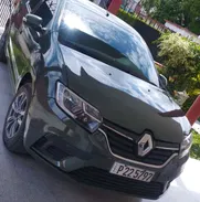 Vendo o negocio Renault Sandero del 2018 - Img 46863647
