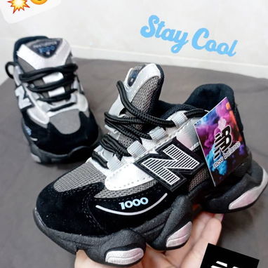 Tengo muchos tenis de marca y tematica para niños y niñas. Vedado - 7/8