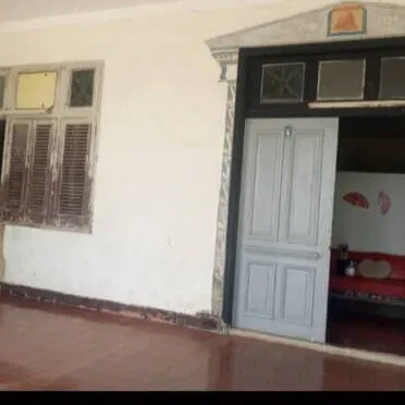 Casaaaaa casonaaaa grande  En matanzas  Wattssap 55432935 Se vende casa ubicada en René Fraga ,consta con portal amplio - 4/6
