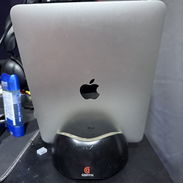 Vendo iPad 1 como nuevo con accesorios - Img 55746827