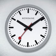 Reloj de pared inspirado en el clásico Swiss Railways de Mondaine. / 17,500 CUP - Img 54867533