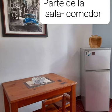 52435224 +525580152883 Apartamento en Casco Histórico de un cuarto, segundo piso,dos balcones a la calle .El edificio co - 10/10