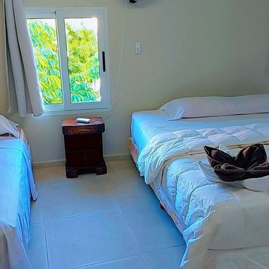 🏠¡RENTA DE CASA ENTERA EN LA HABANA VIEJA! 5 Hab / Terraza / ZONA SOTERRADA (No se va la luz)🪸 - Img 122016635