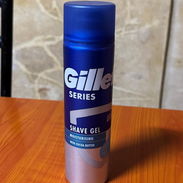 GEL DE AFEITAR GILLETTE SERIES CON MANTECA DE CACAO — 7 oz - Img 57376976