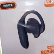 Audifonos Bluetooth Con Gancho Para La Oreja, recomendados para utilizar mientras maneja su auto. - Img 49856887