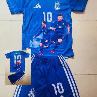 Uniforme de futbol para niños y adolescentes - Img 124698648