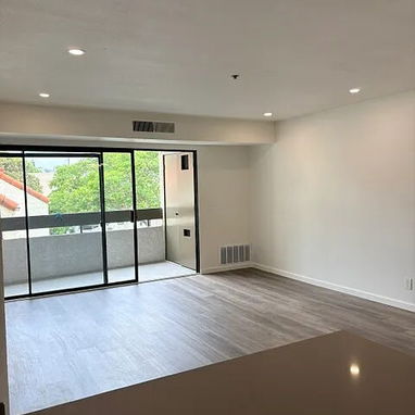 Preciosa casa de 2 habitaciones y 1 baño en venta en Vedado - Img 124370375