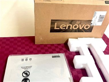 Laptop Lenovo nueva en caja a estrenar - Img 68893294