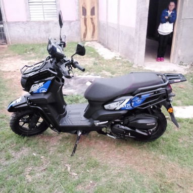 Se vende moto - 2/3