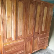 Escaparate, closect y juegos de comedor de muy buena madera y duradero no olviden en contartarnos - Img 57662534