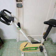 Se vende bicicleta estatica para ejercicios.  130 USD - Img 45671080