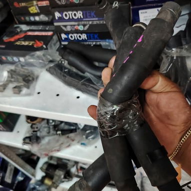 Mangueras de los gases Toyota Yaris disponibles genuinas - 2/2