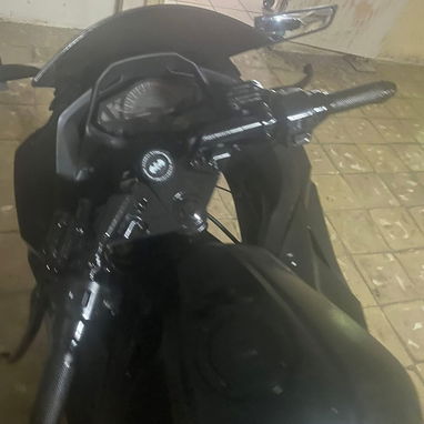 Vendo moto eléctrica racing batería michosuki haciendo 80 km por carga papeles en regla en 2500 usd interesados llamar - Img 123168093