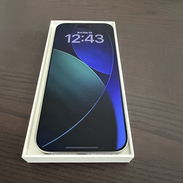Apple iPhone 16 Pro Max de 512 GB (desbloqueado) Blanco Titanio. Incluye AppleCare. - Img 56221742