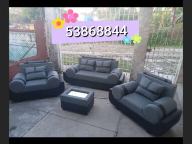 Muebles y camas tapizadas - Img 63476707