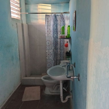 Se vende casa en alamar zona 8 - 9/9