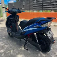 Vendo BUCATTI 1600 usd haciendo 150 km Batería LG de bolsa 64 amperes, cables gordos con toma de 175 amperes descargas - Img 58194416