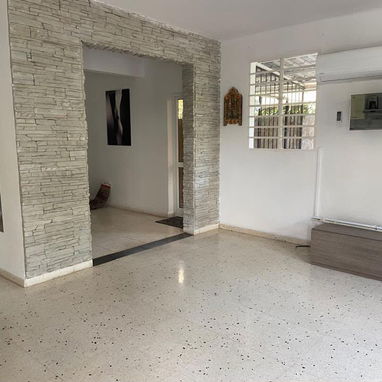 🐟✨ ¡CASA CON PISCINA EN VENTA EN SANTA FE! ✨🏡 - 4/10