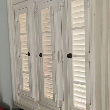Restauración y Pintura de ventanas y puertas - 9/10