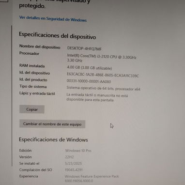 Vendo Camas sin colchón ,PC de Buró y Buró - 10/10