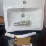 Lavamanos con todo su herraje nuevos en caja $25 usd - Img 58184780