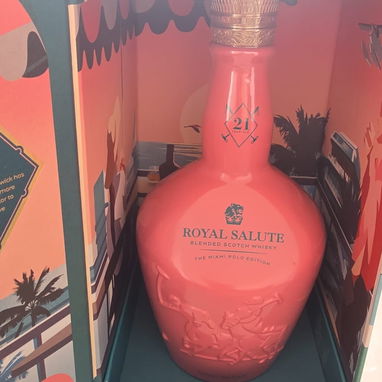 Whisky Royal Salute - 2/2