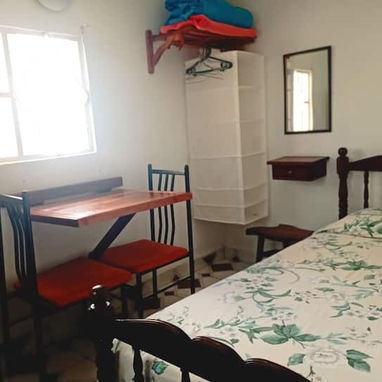 🏠 Discover this linear rental apartment in Central Havana. Near Carlos III. 👥 Sleeps 3: $400 USD per month - Img 120555485