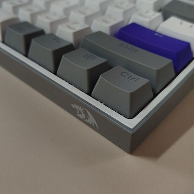 Vendo teclado mecánico casi nuevo - 2/3