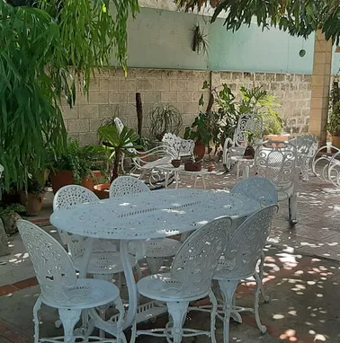 EXCLUSIVA PROPIEDAD DE DOS PISOS CON VISTAS ENTRE LA MARINA HEMINGWAY Y EL CLUB HAVANA  CON VISTAS - Img 50193059