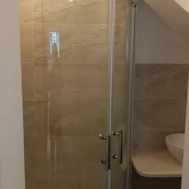 Venta de propiedad en plaza  por calle C - Img 119386721