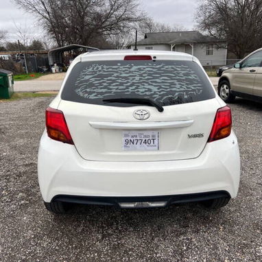 Venta de Toyota Yaris 2015 en Estados Unidos y envío a Cuba - Img 100118634