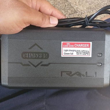 Cargadores para moto electrica y triciclo - 8/10