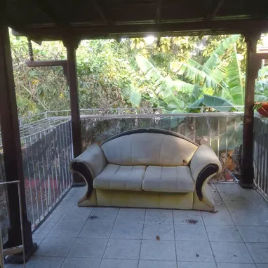 Ofertaaa precioso chalet década del 50 en La Víbora. Gran patio y garaje cerrado para dos autosOportunidad de inversión! - Img 118260099