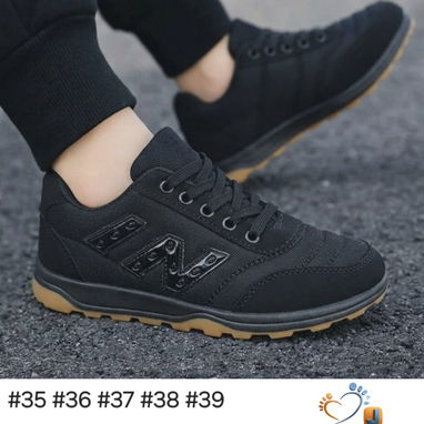 Tenis y zapatillas para la escuela.  Zapatos escolares - 8/10