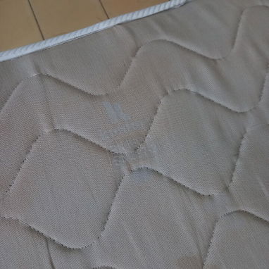 Cama medio camera (box spring y colchón) de uso - 4/4