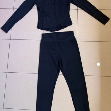 Conjunto deportivo original - 2/3