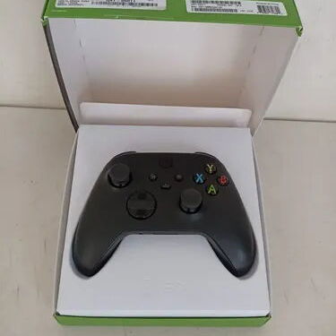 Control de xbox series x en su caja.telefono 76990043 - 2/2