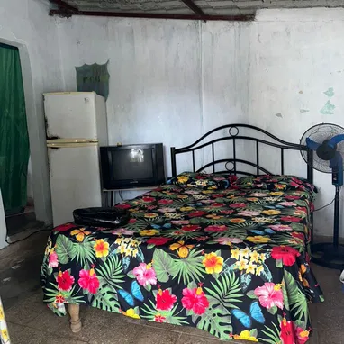 🏠 VENTA DE CASA EN MARIANAO (COCOSOLO)  · Casa interior pero independiente · Sala y comedor · Cocina · Baño · 2 cuartos - Img 122389505