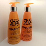 Shampoo y tratamiento de Rizos definidos 300ml - Img 53765717