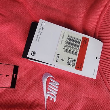Abrigo Nike totalmente original y nuevo - Img 114996027